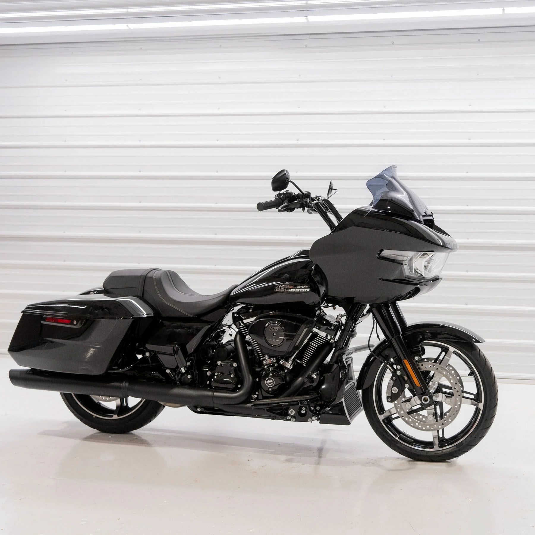 2024以降 ロードグライド 11インチ スポーツウィンドシールド (ダークスモーク)4