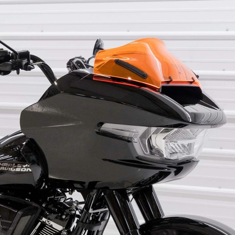  2024以降 ロードグライド 8インチ カラースポーツウィンドシールド (オレンジアイス)