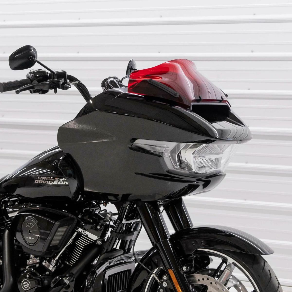 2024以降 ロードグライド 8インチ カラースポーツウィンドシールド (レッド)3