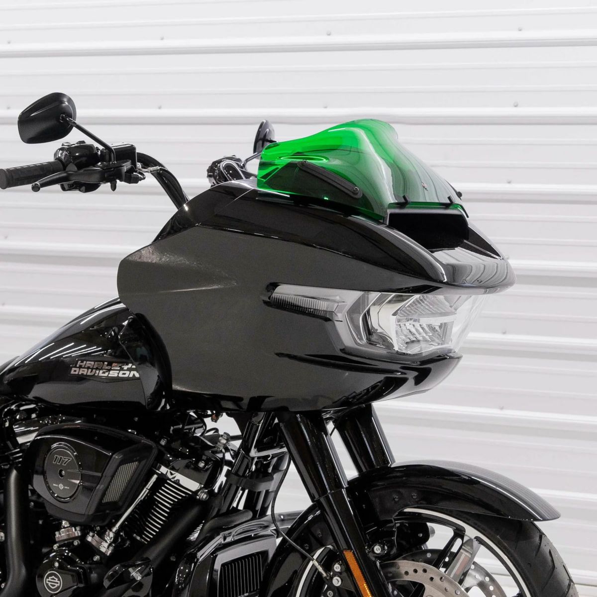 2024以降 ロードグライド 8インチ カラースポーツウィンドシールド (グリーン)3