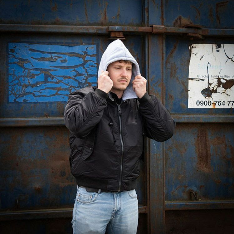  MA-1 フード付 ボンバージャケット5