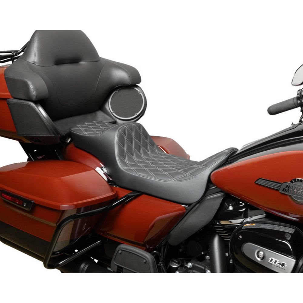 Drag Specialties PredatorⅢエクステンドシート ダブルダイアモンドxシルバーステッチ 【ツーリング】