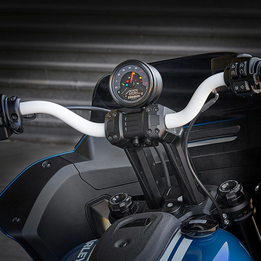 M8 ローライダーS クラブスタイル メーターマウント付 8.5インチプルバックライザー