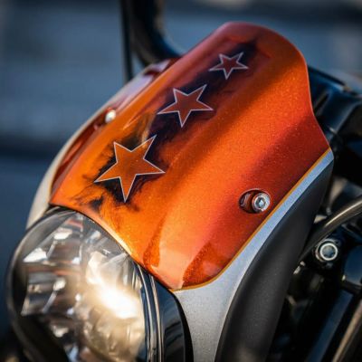 M8ソフテイル ストリートボブ、スタンダード アルミ ヘッドライトキャップ (ロウアルミ) サンダーバイク