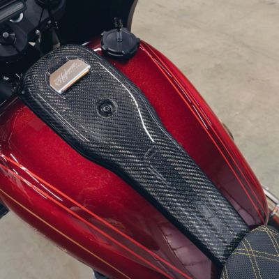 ローライダーS/ST カーボンファイバータンクダッシュ (ビレットロゴ付き) ホフマンデザイン