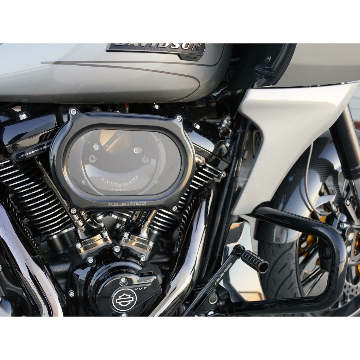 ツインカム ツーリング、ソフテイル、ダイナ 電子制御スロットル用 ステージ2 メソッド・オーバルエアクリーナー (オールブラック)1