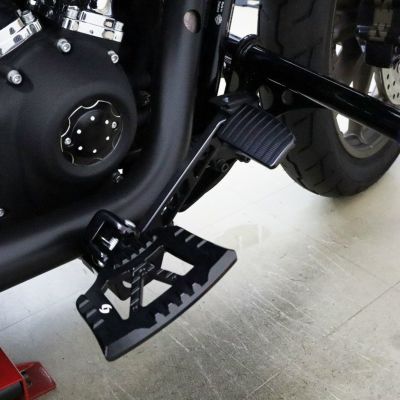 M8 ソフテイル リアブレーキレバーキットV2 Aタイプ (ブラック) スピードラ