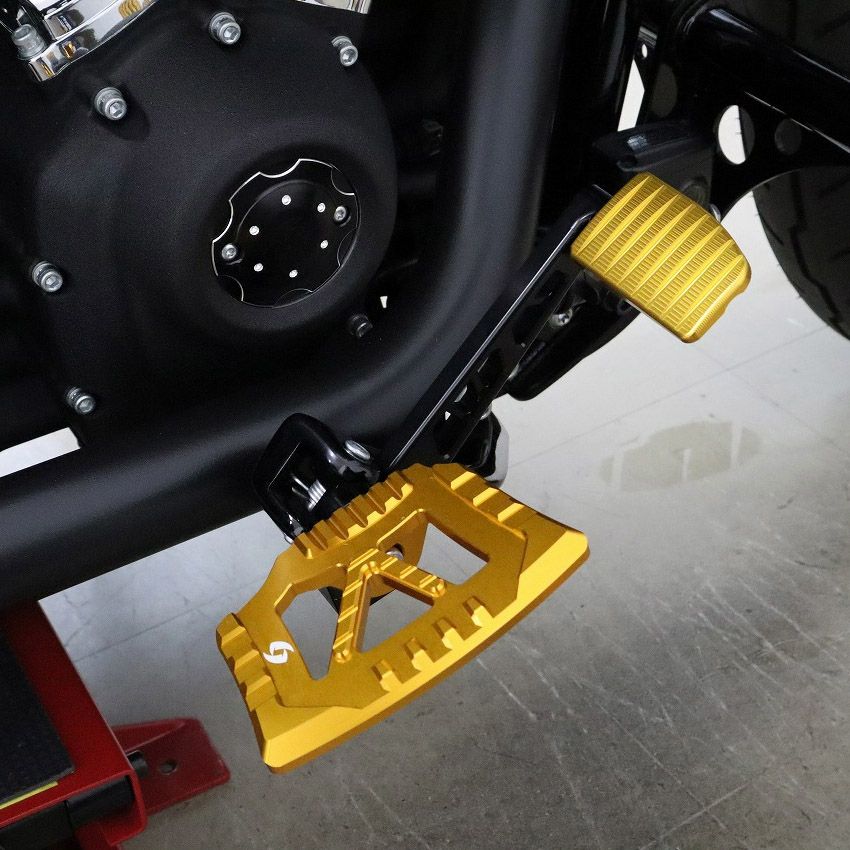  M8 ソフテイル リアブレーキレバーキットV2 Aタイプ (ゴールド)