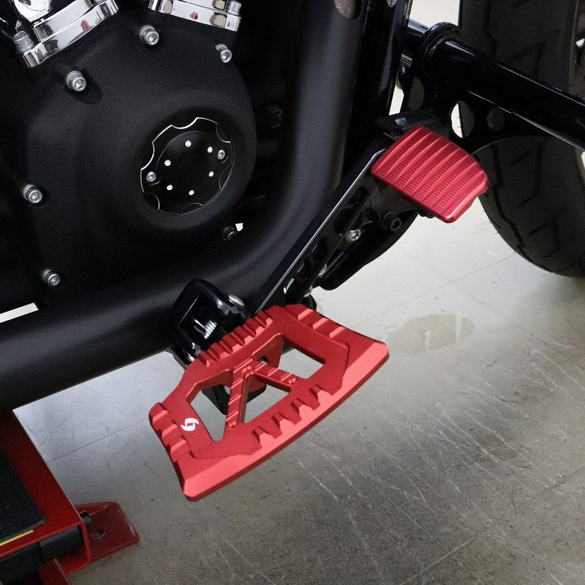  M8 ソフテイル リアブレーキレバーキットV2 Aタイプ (レッド)