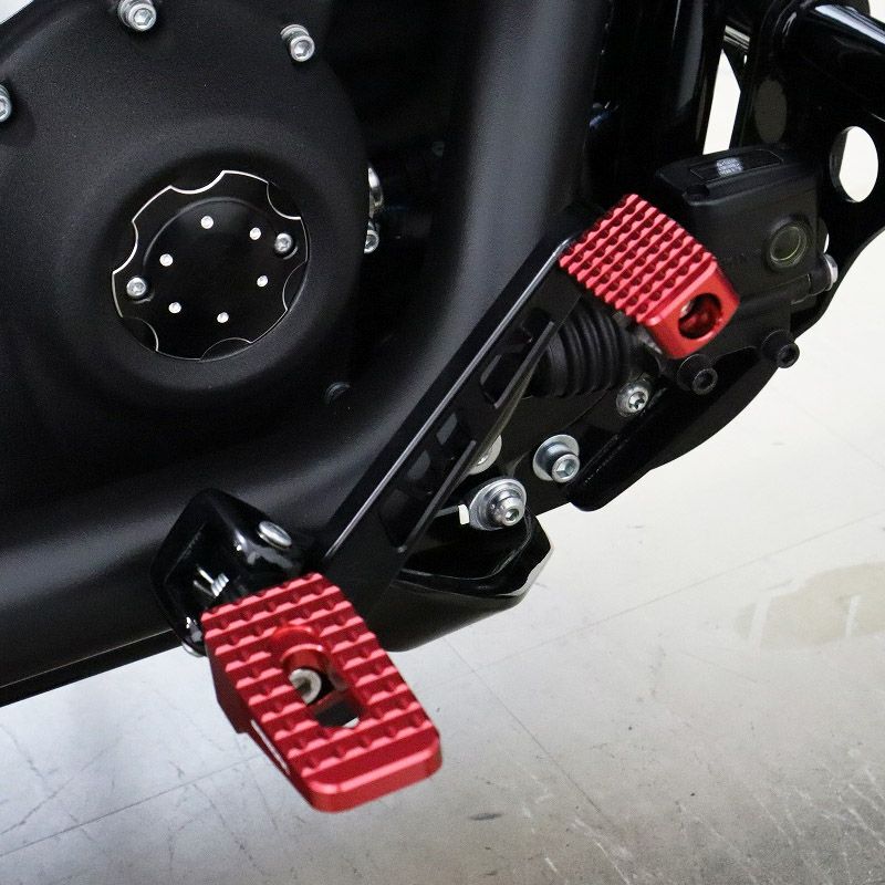 M8 ソフテイル リアブレーキレバーキットV2 Bタイプ (レッド)