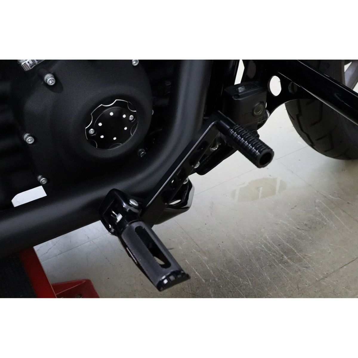 M8 ソフテイル リアブレーキレバーキットV2 Cタイプ (ブラック)2