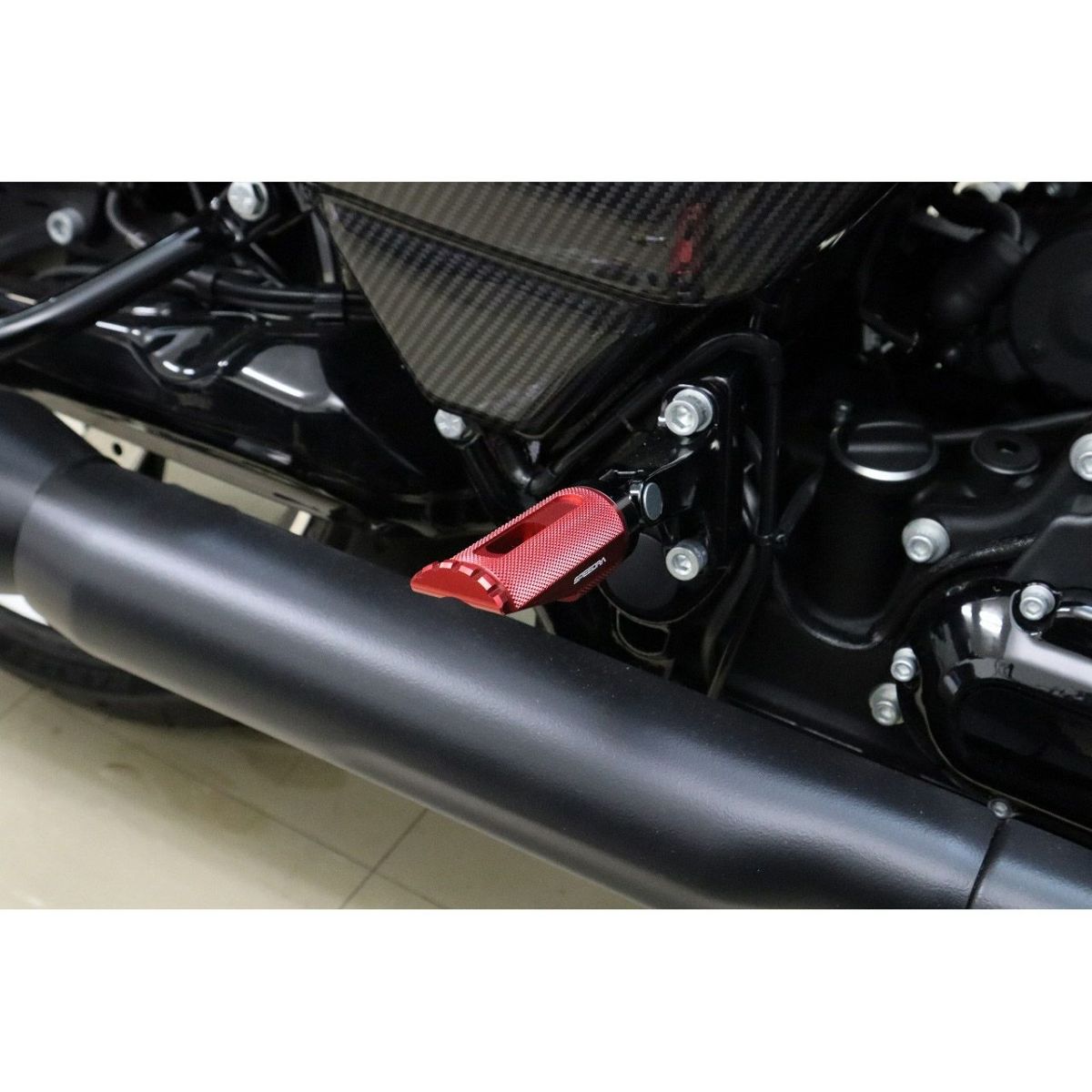 ハーレー アルミフットペグ タイプ3 (レッド)2