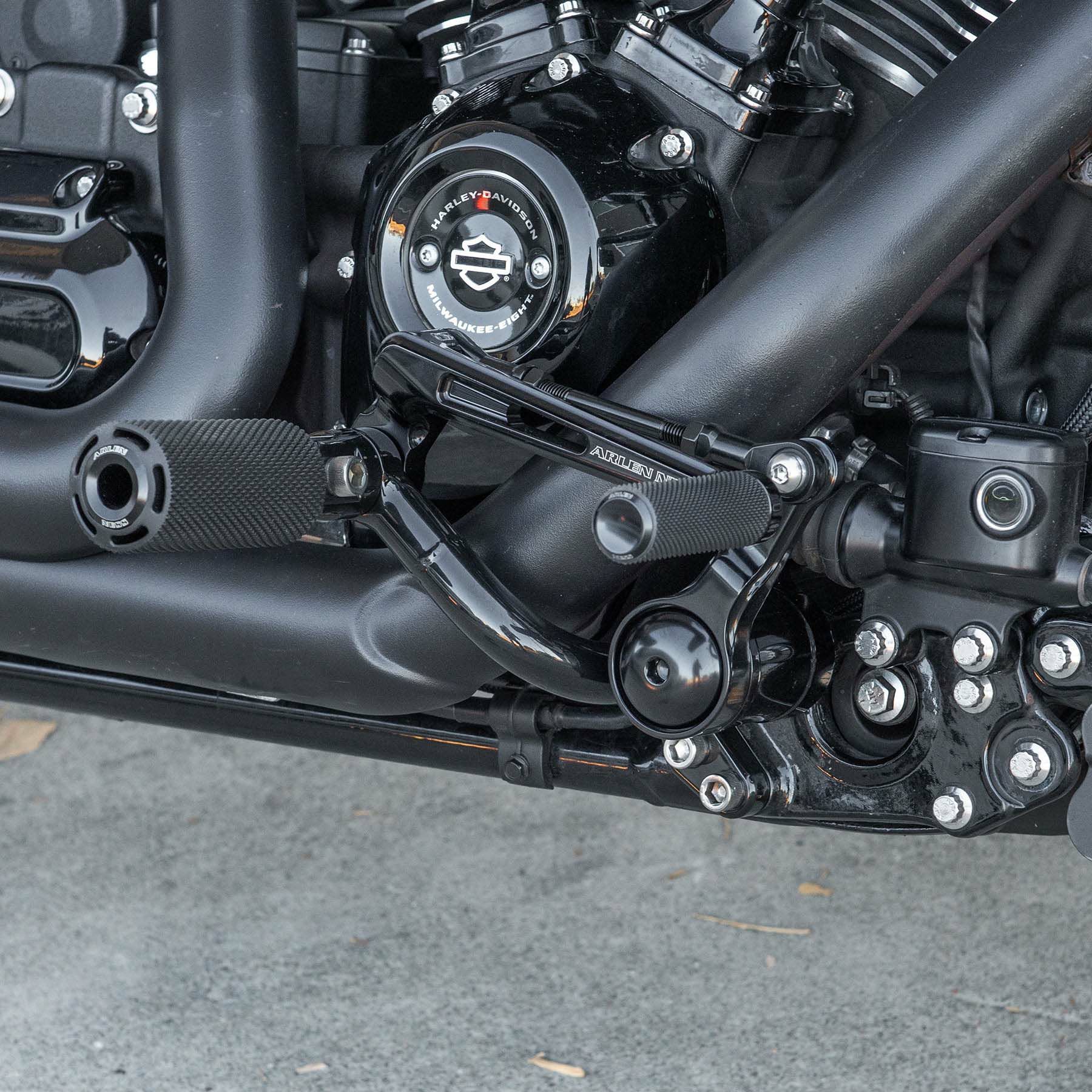  2024以降 ツーリング ミッドコントロールキット (ブラック)4