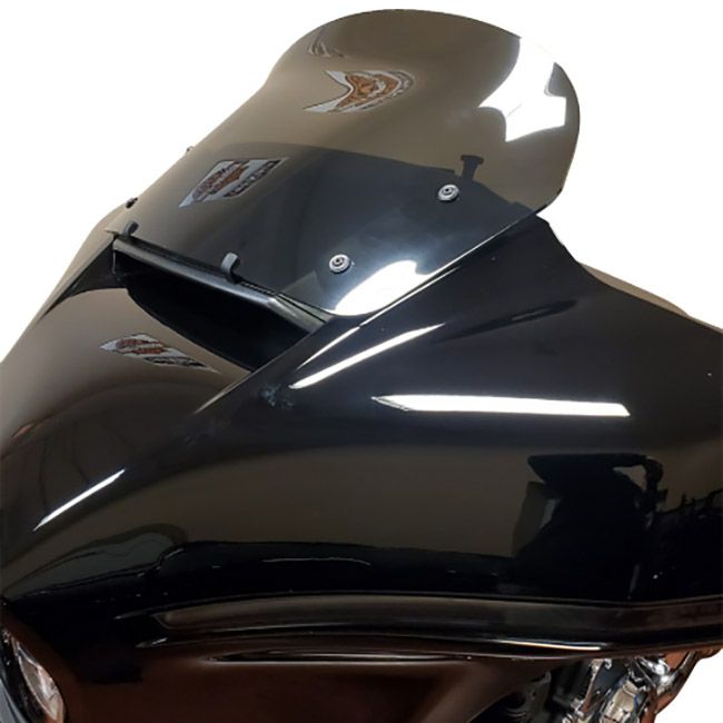  2024以降 ストリートグライド 12.5インチ ウィンドシールド (ダークスモーク)
