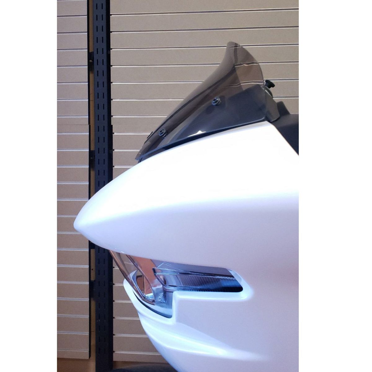 2024以降 ロードグライド 9.5インチ ウィンドシールド (ライトスモーク)1