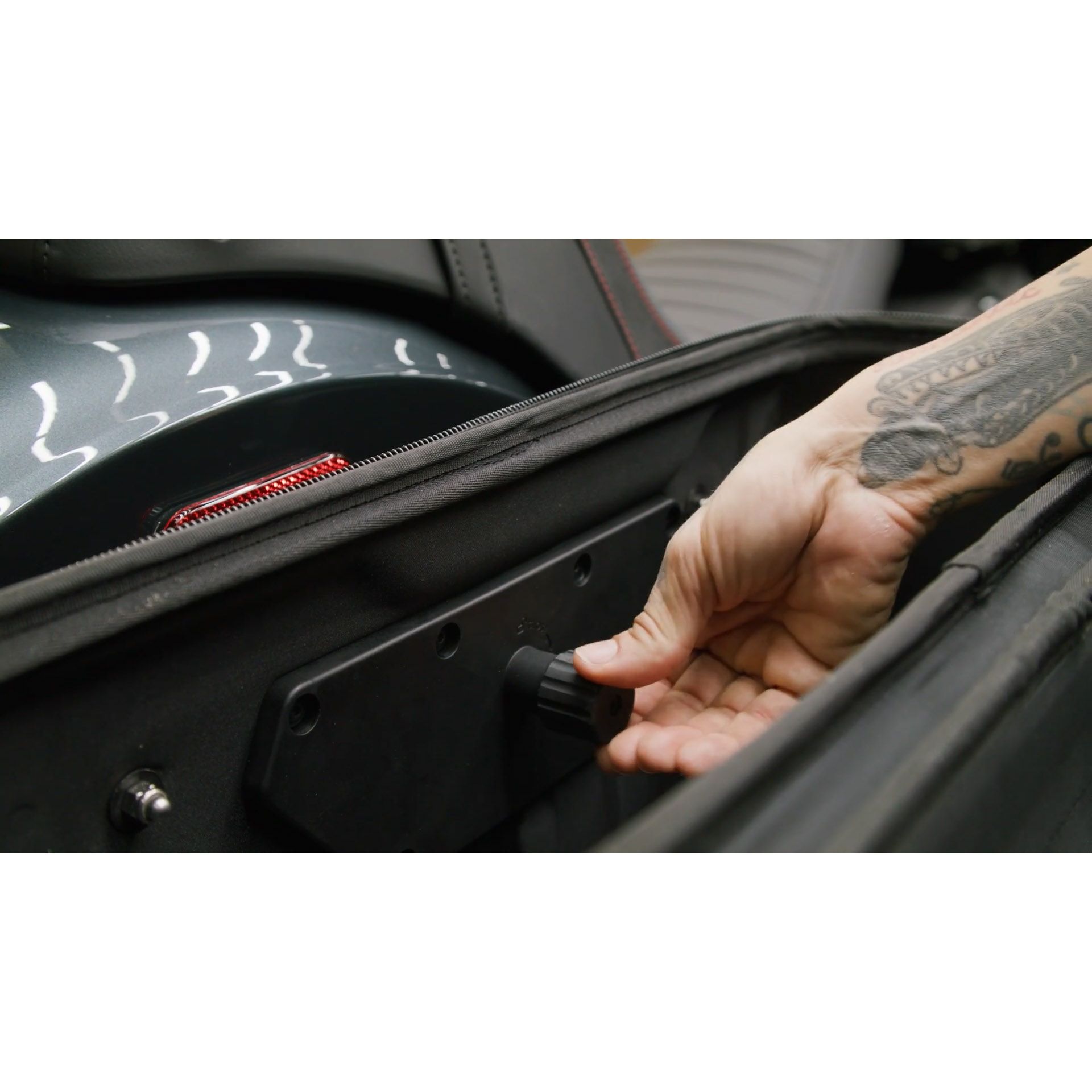 ディフェンダー クイックリリース サドルバッグセット5