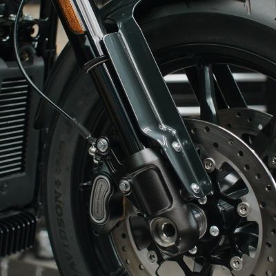 M8 ローライダーS/ST、ファットボブ、エルディアブロ DLCコーティング フロントフォークチューブ