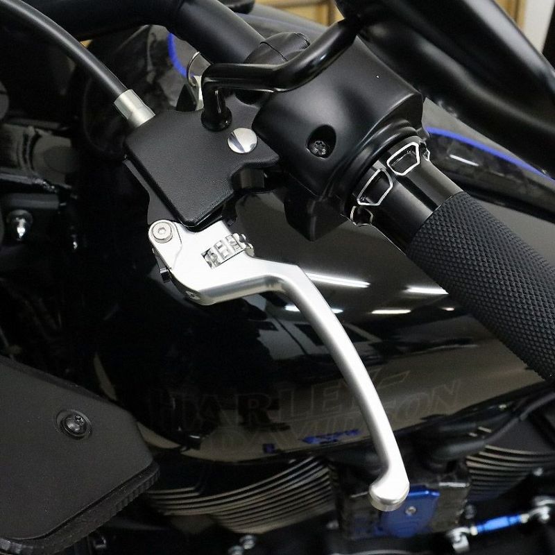 M8ソフテイル アルミ アジャスタブルレバーセット スタンダードタイプ (シルバー/シルバー)