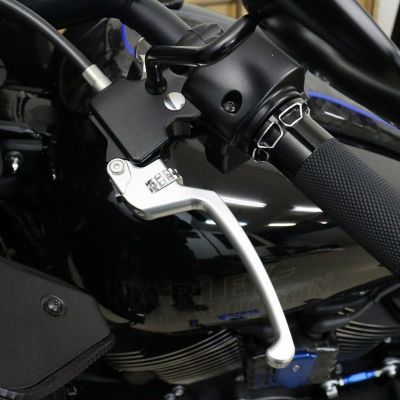 M8ソフテイル アルミ アジャスタブルレバーセット スタンダードタイプ (シルバー/シルバー) スピードラ