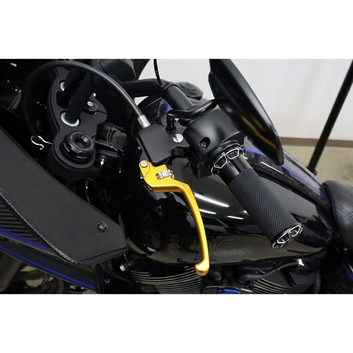 M8ソフテイル アルミ アジャスタブルレバーセット スタンダードタイプ (ゴールド/シルバー)2