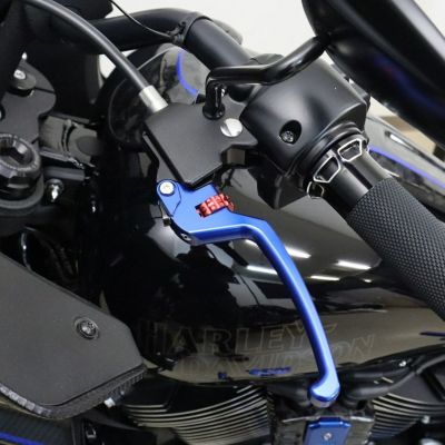 M8ソフテイル アルミ アジャスタブルレバーセット スタンダードタイプ (ブルー/レッド) スピードラ