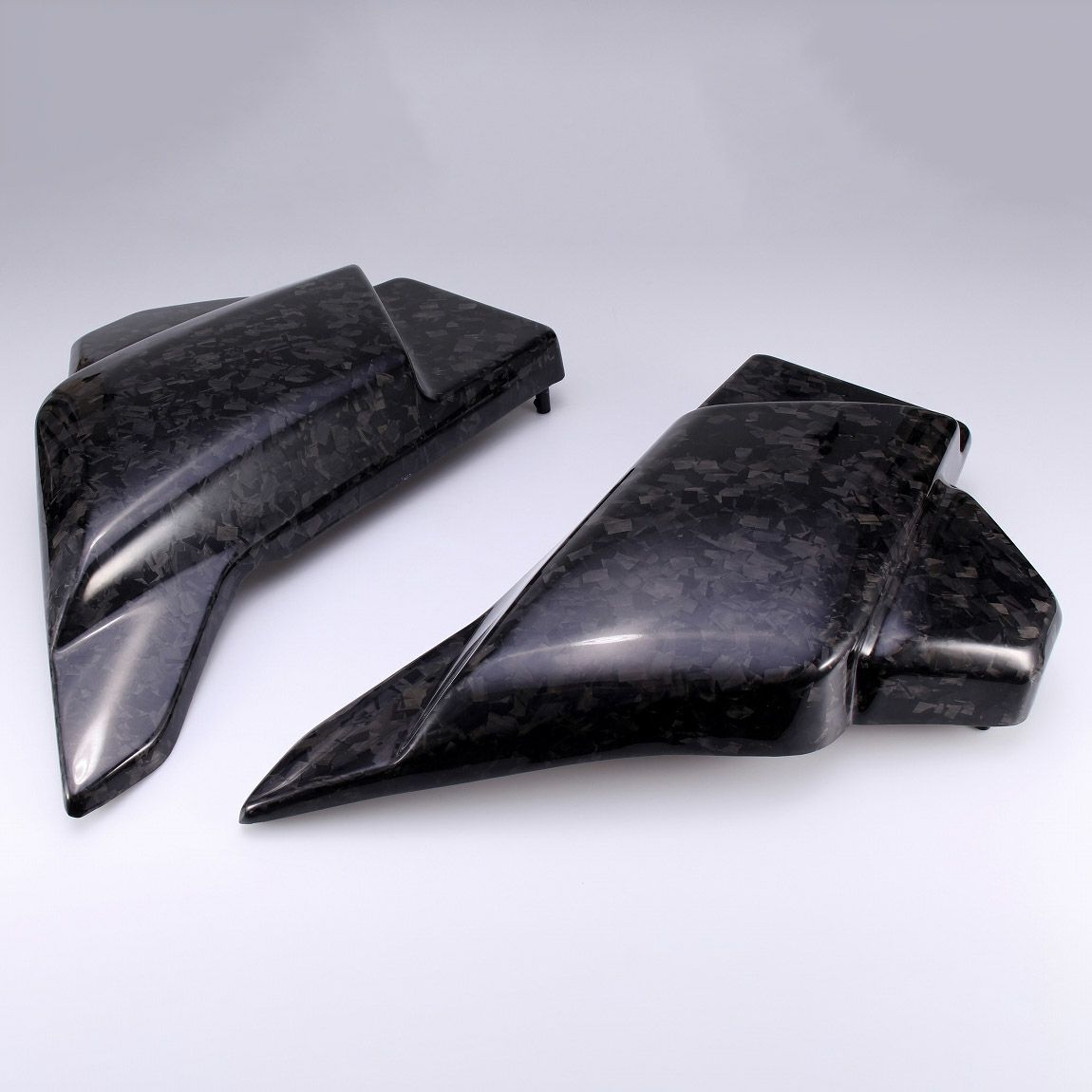 2024以降 ツーリング ドライカーボン・サイドカバーセット (フォージド/艶消し)1