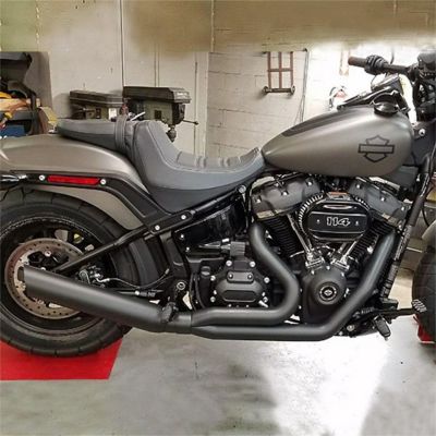 【SALE】2018～2024 M8ソフテイル ローキャット アップスウェプト 2-1エキゾーストマフラー (ブラック) D&Dエキゾースト