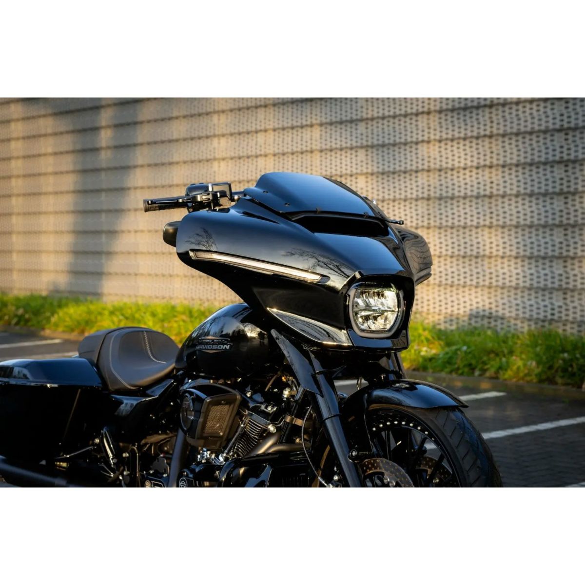 2024以降 ストリートグライド/ウルトラ フリップ2 エイプハンドルバー (ブラック)4