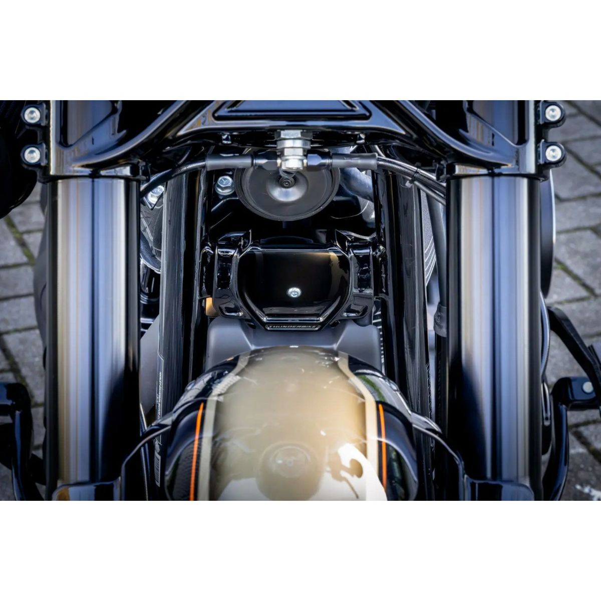  M8 ソフテイル フレームカバー (マットブラック)1