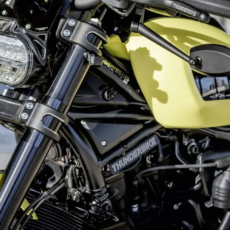 スポーツスターS、ナイトスター フレームカバーセット (ブラック)