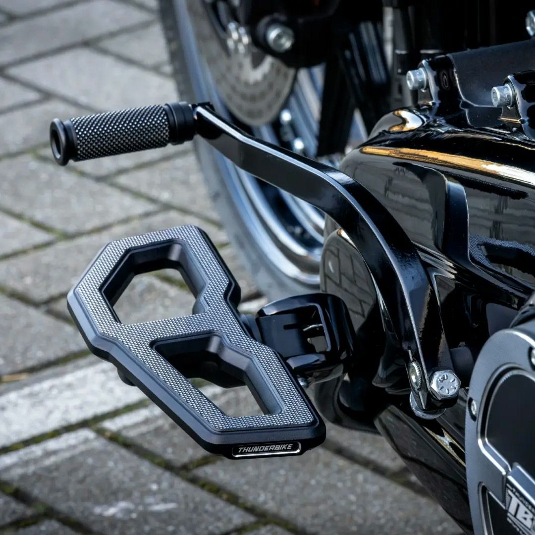 M8ソフテイル、スポーツスターS サテンデザイン・ミニフロアボード