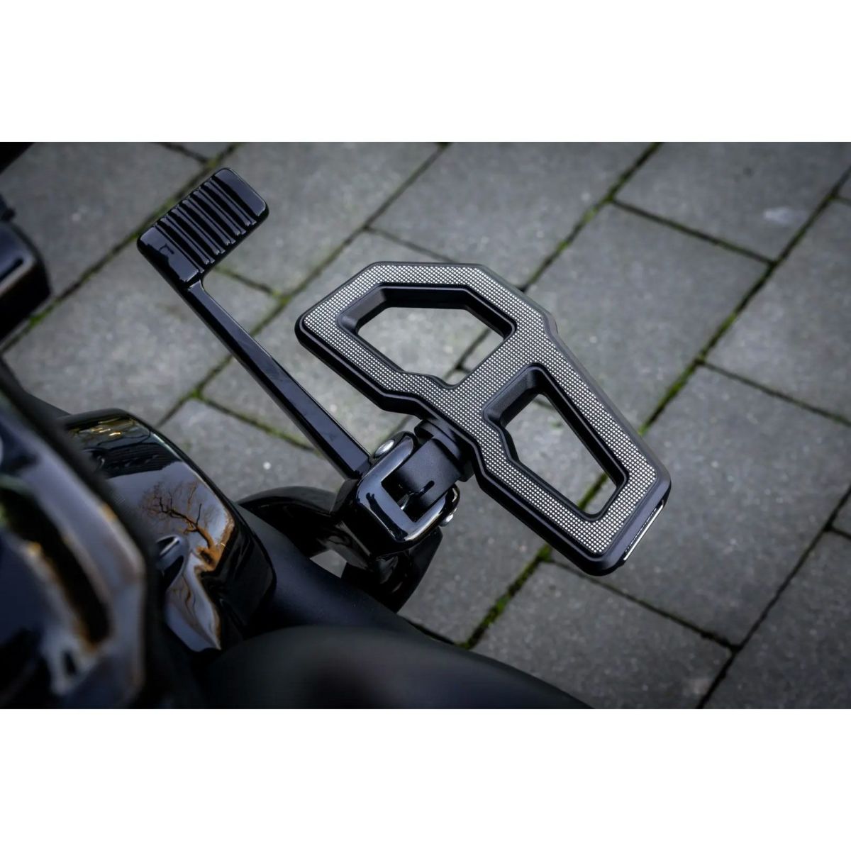 M8ソフテイル、スポーツスターS サテンデザイン・ミニフロアボード1