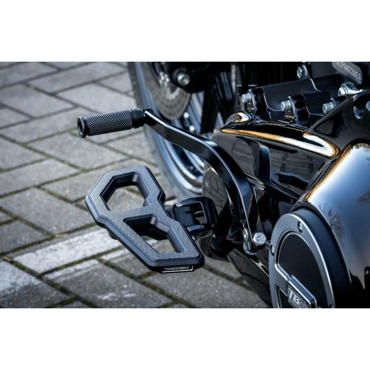 M8ソフテイル、スポーツスターS サテンデザイン・ミニフロアボード3