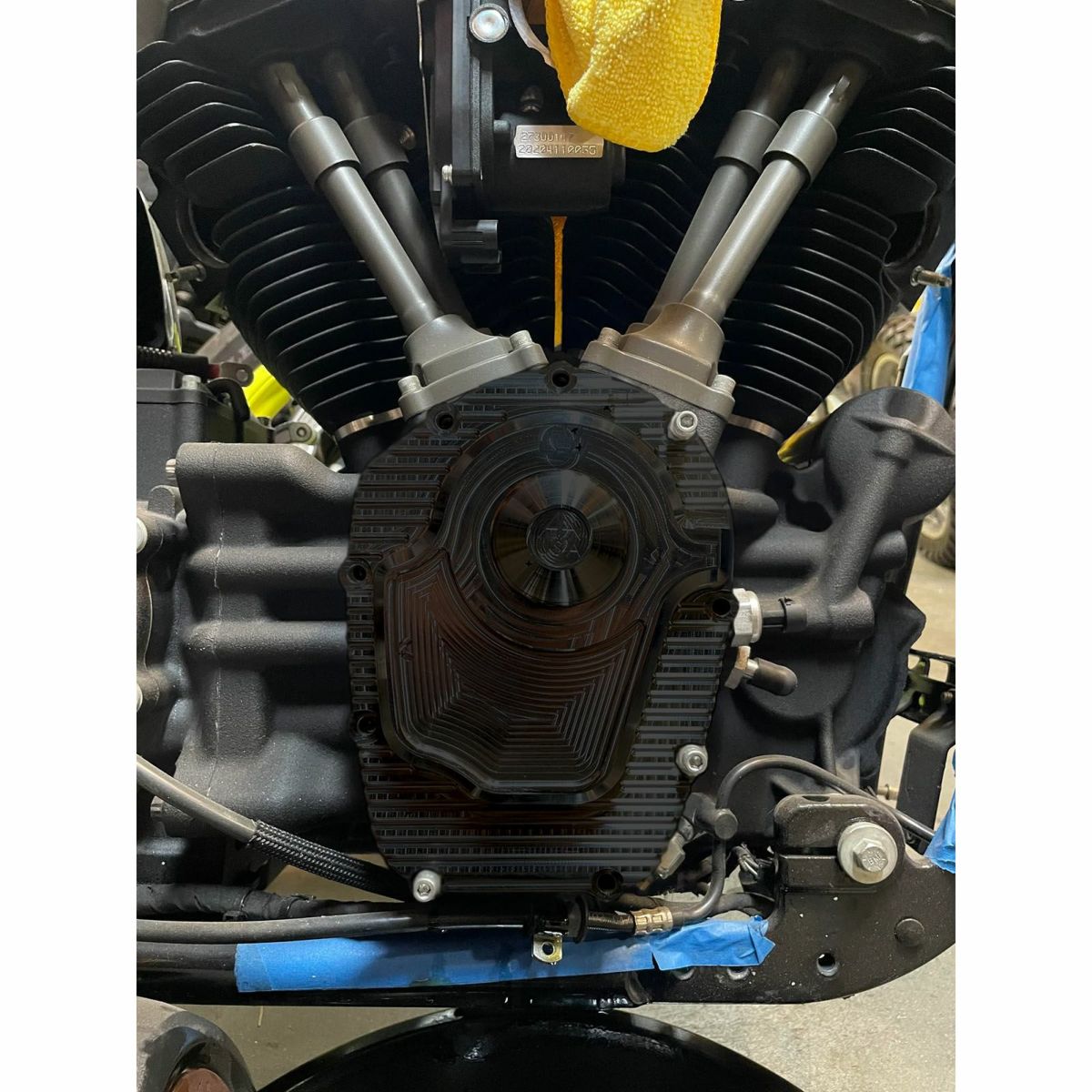 M8 ツーリング、ソフテイル、トライク コンペティション・ロープロフィルカムカバー (ブラック)4