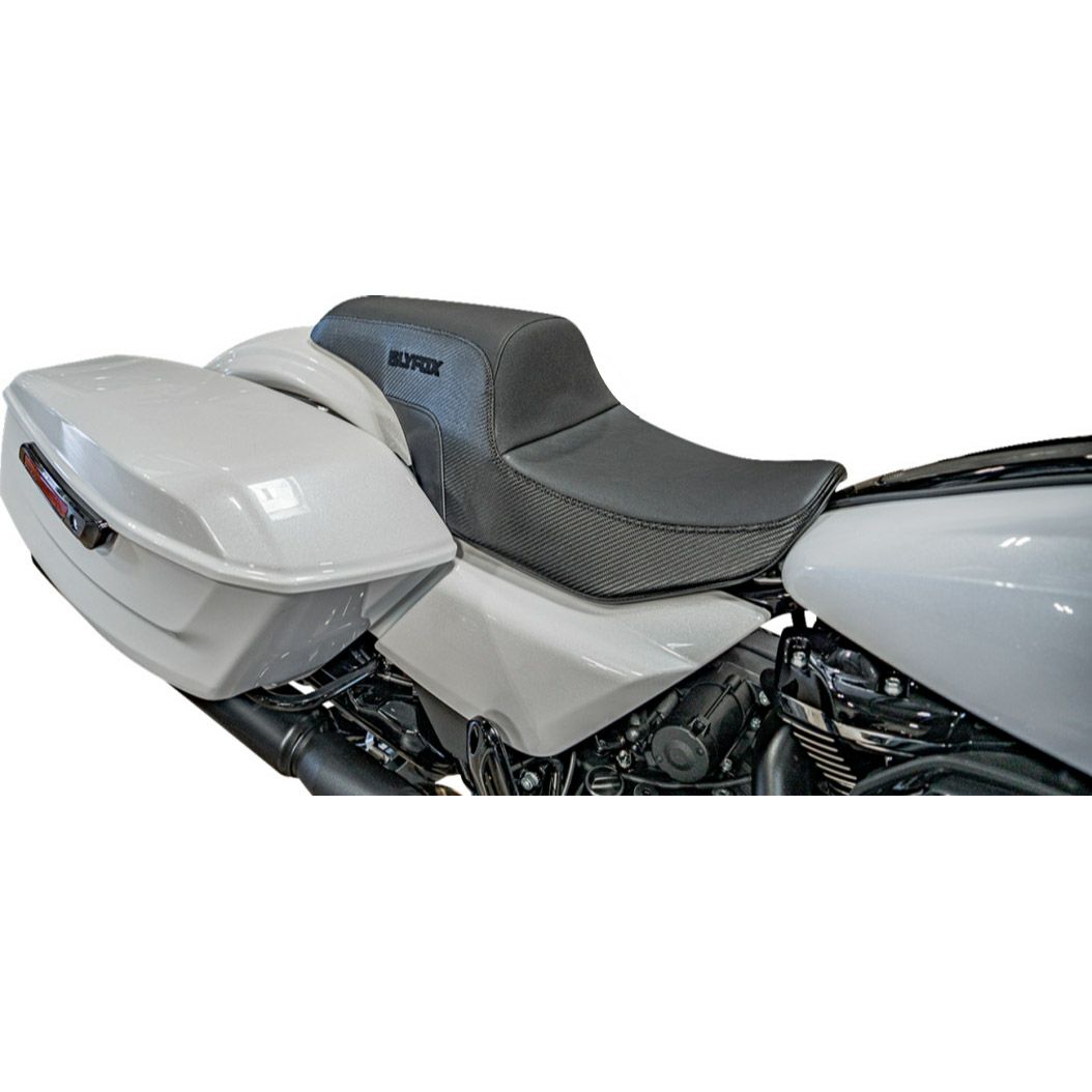 2024以降 ツーリング ドリフターツアー ツーアップシート (ブラックロゴ)1