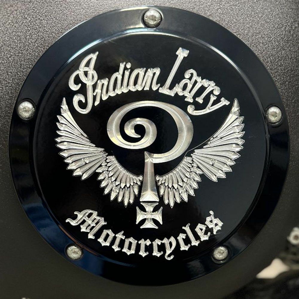 Indian Larryロゴ ダービカバー グロスブラック Indian Larry Motorcycles