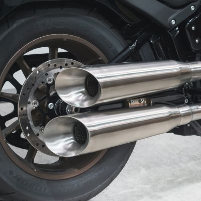 M8 ストリートボブ、ローライダー/S、スタンダード ショットガン 2-2 フルエキゾーストマフラー (ポリッシュ) コブラスポーツ