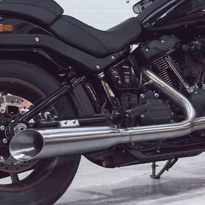 M8 ブレイクアウト、ファットボーイ 2-1 フルエキゾーストマフラー (ポリッシュ) コブラスポーツ