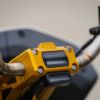 M8 ソフテイル トラススタイル・8インチ プルバックライザー デジタルメーターベゼル付 (ブラック)4
