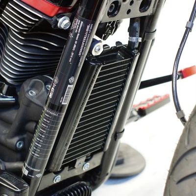 M8 ソフテイル ビッグ・オイルクーラー カスタムファクトリー ノイズ