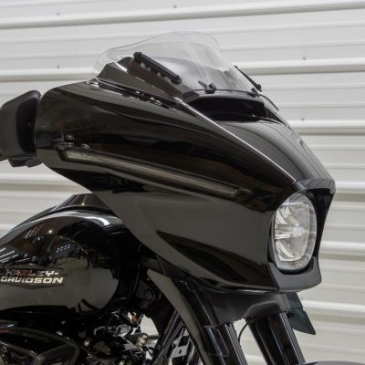 2024以降 ストリートグライド/ウルトラ フレア・ウィンドシールド 6.5インチ (クリア) クロックワークス