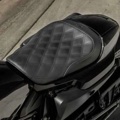 スポーツスターS ソロシート ラティス ステッチ サドルマン