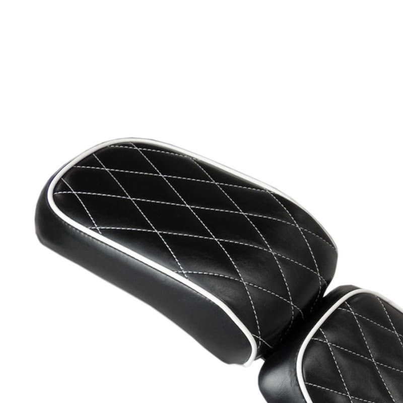 Le Pera Bare Bones ホワイトステッチ　ダイアモンドピリオンシート