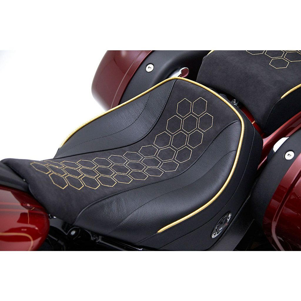 M8 ローライダー/S/ST、スポーツグライド クラシック・ソロシート (ヒート機能付)4