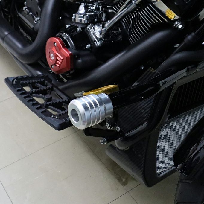 2014以降 ツーリング、2018以降 ソフテイル 純正クラッシュバー用 アルミスライダー (シルバー)