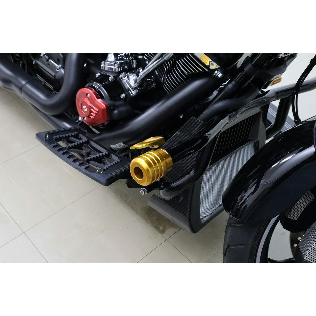 2014以降 ツーリング、2018以降 ソフテイル 純正クラッシュバー用 アルミスライダー (ゴールド)1