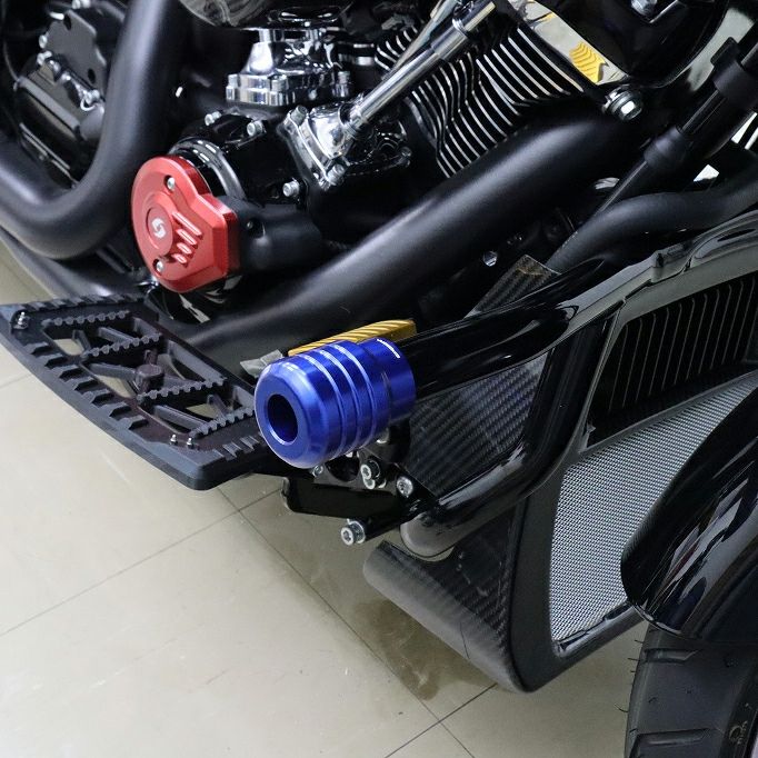 2014以降 ツーリング、2018以降 ソフテイル 純正クラッシュバー用 アルミスライダー (ブルー)