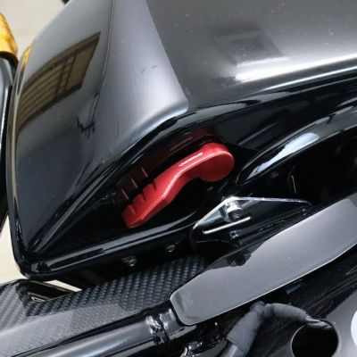 2014以降 ツーリング サドルバッグ ラッチレバー (レッド) スピードラ