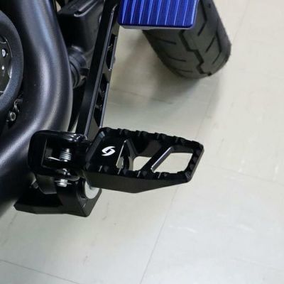 M8 ソフテイル、スポーツスターS、ナイトスター、パンアメリカ アルミ削り出し フットペグ (ブラック) スピードラ