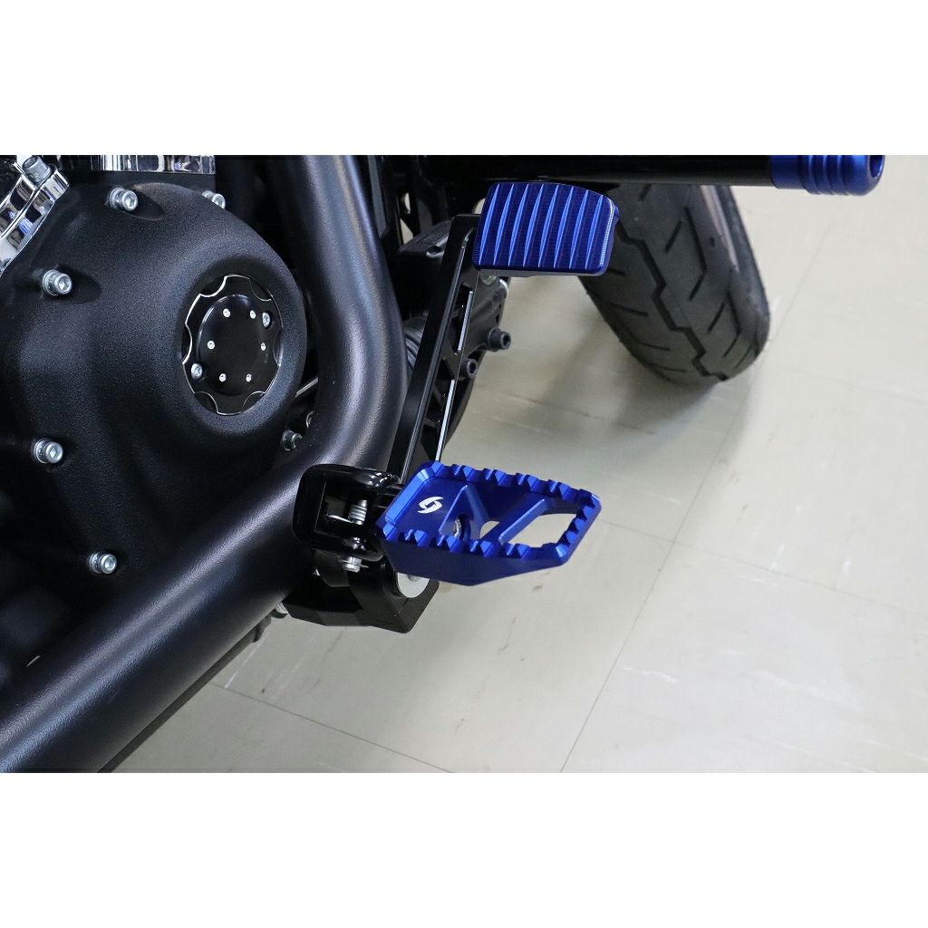 M8 ソフテイル、スポーツスターS、ナイトスター、パンアメリカ アルミ削り出し フットペグ (ブルー)2